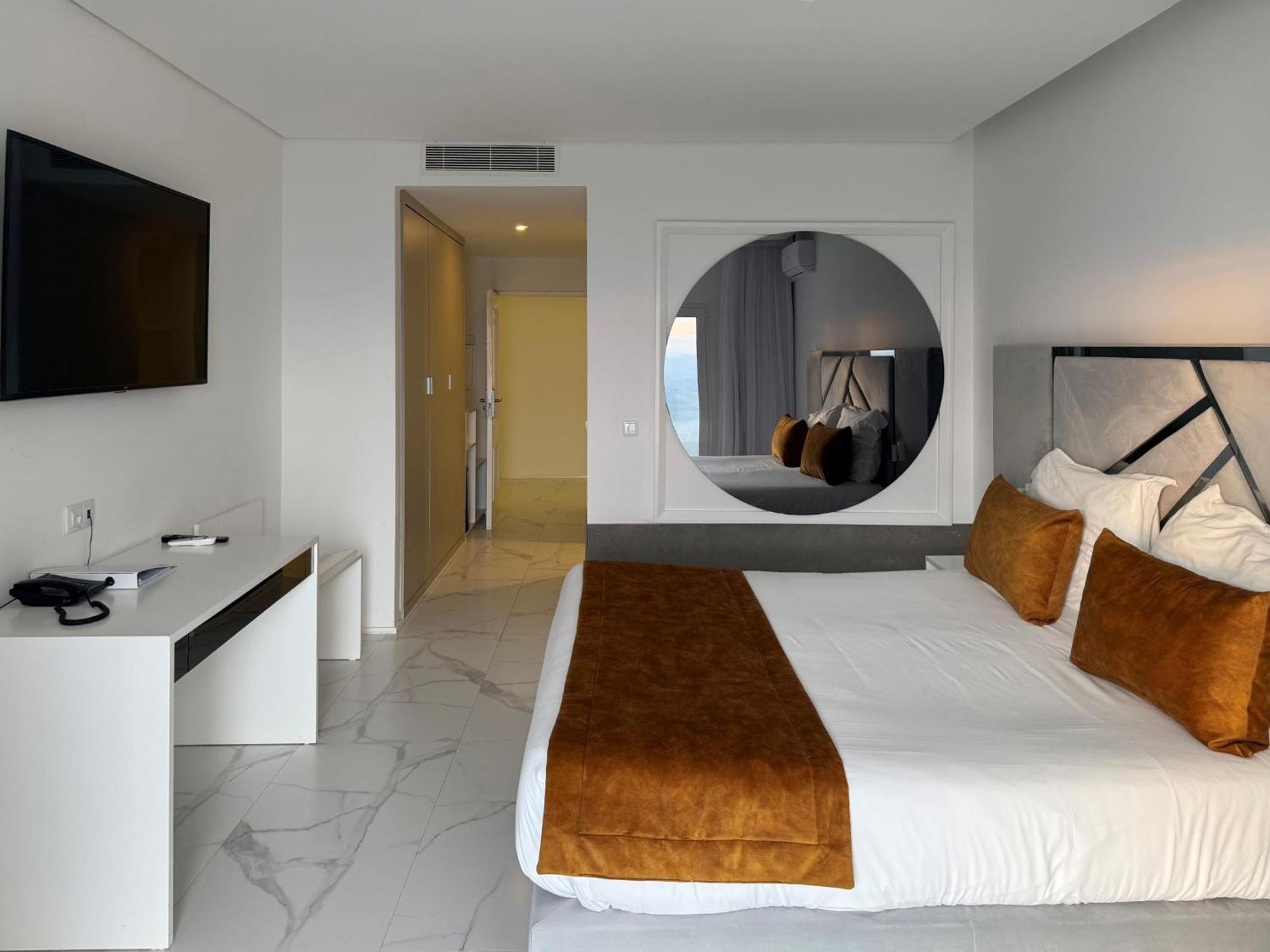 Oca Douro Valley Hotel And Spa Sambade Exterior foto
